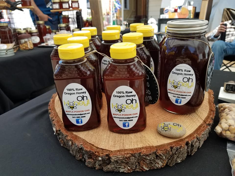 Maple Poison-Oak Honey 16oz. Food Grade Plastic Squeeze - Image 2